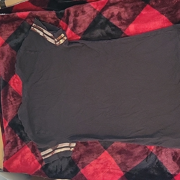 G By Guess Bling T-shirt Junior's Size Small - Picture 7 of 7